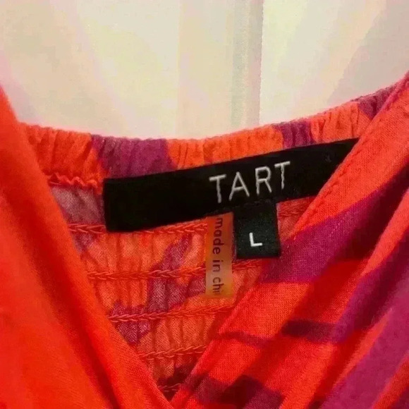 Women’s Tart Dress. Size Large - Picture 3 of 4